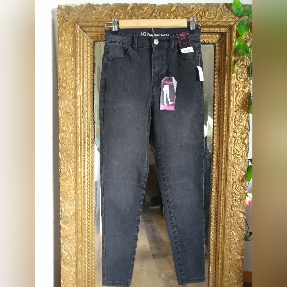 No Boundaries high rise black jeggings size 5